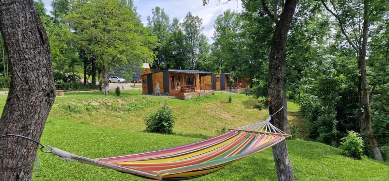 Villa Casutele Din Poienita Comarnic Esterno foto